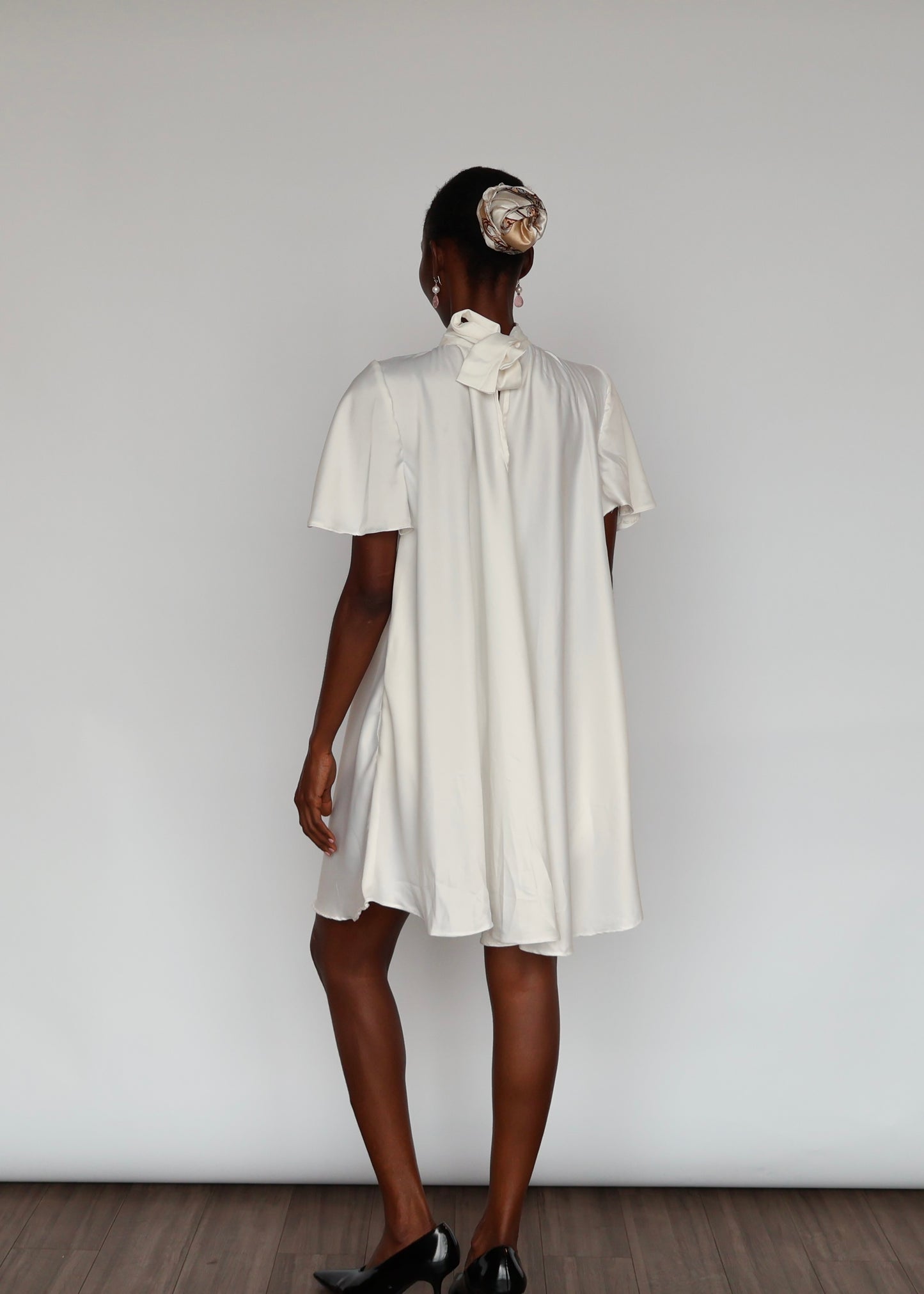 Nawiri Silky Crepe - White