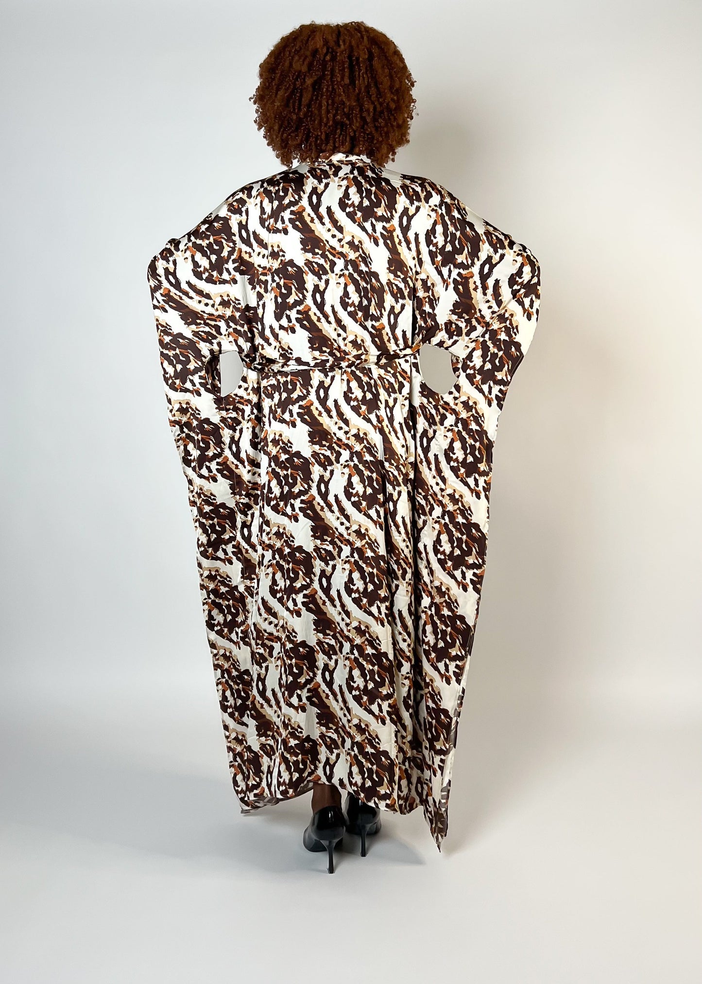 Lionna Kimono
